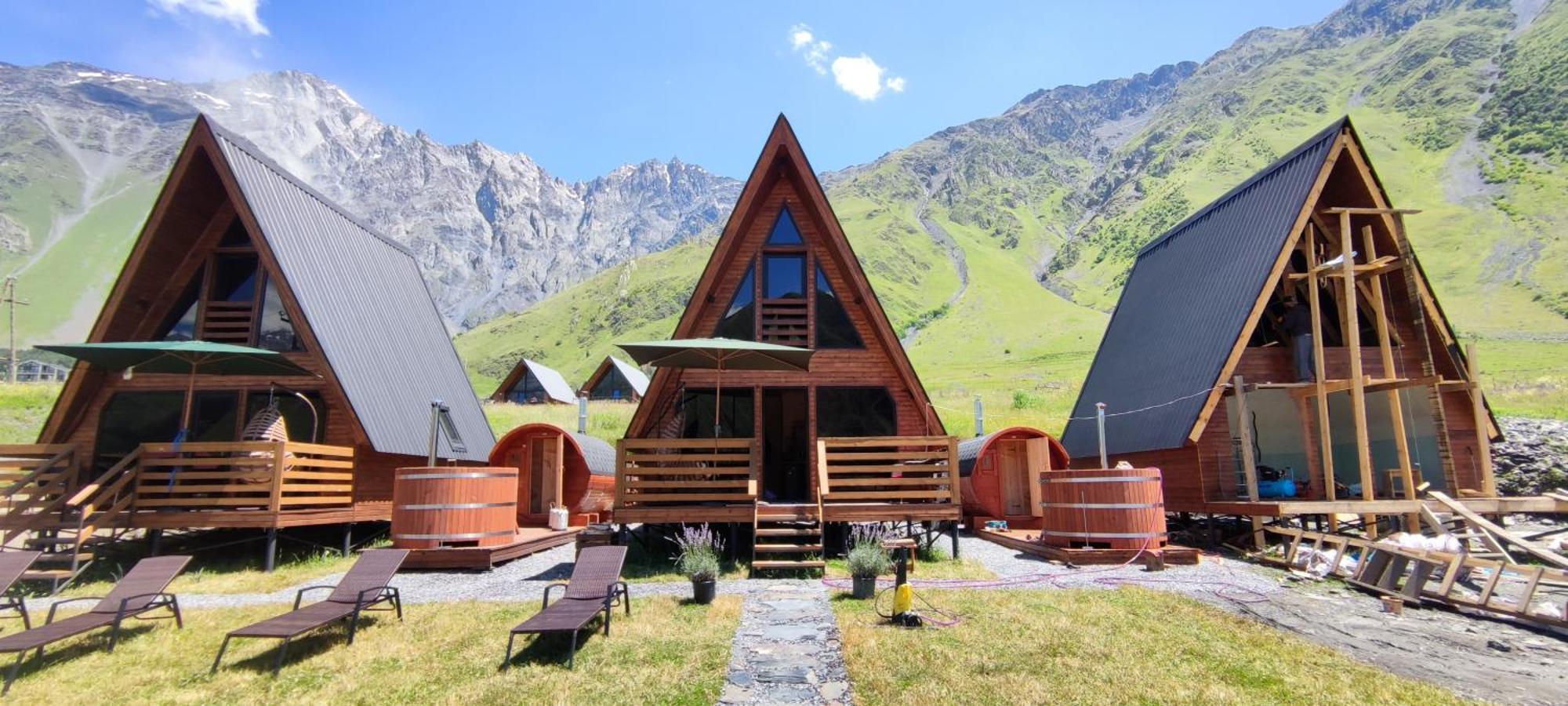Kazbegi Spa Resort Cottages Exterior photo