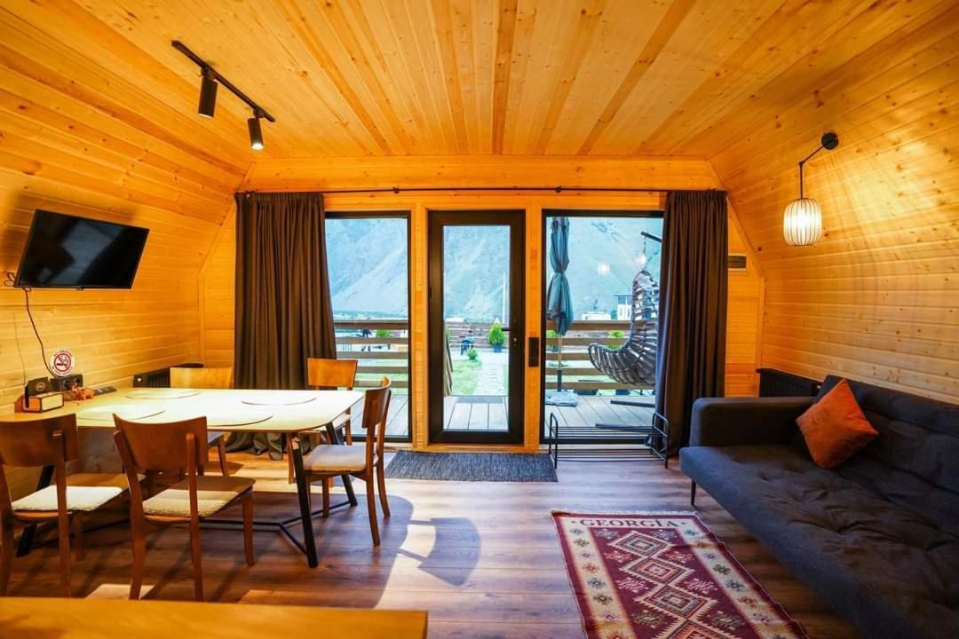 Kazbegi Spa Resort Cottages Exterior photo